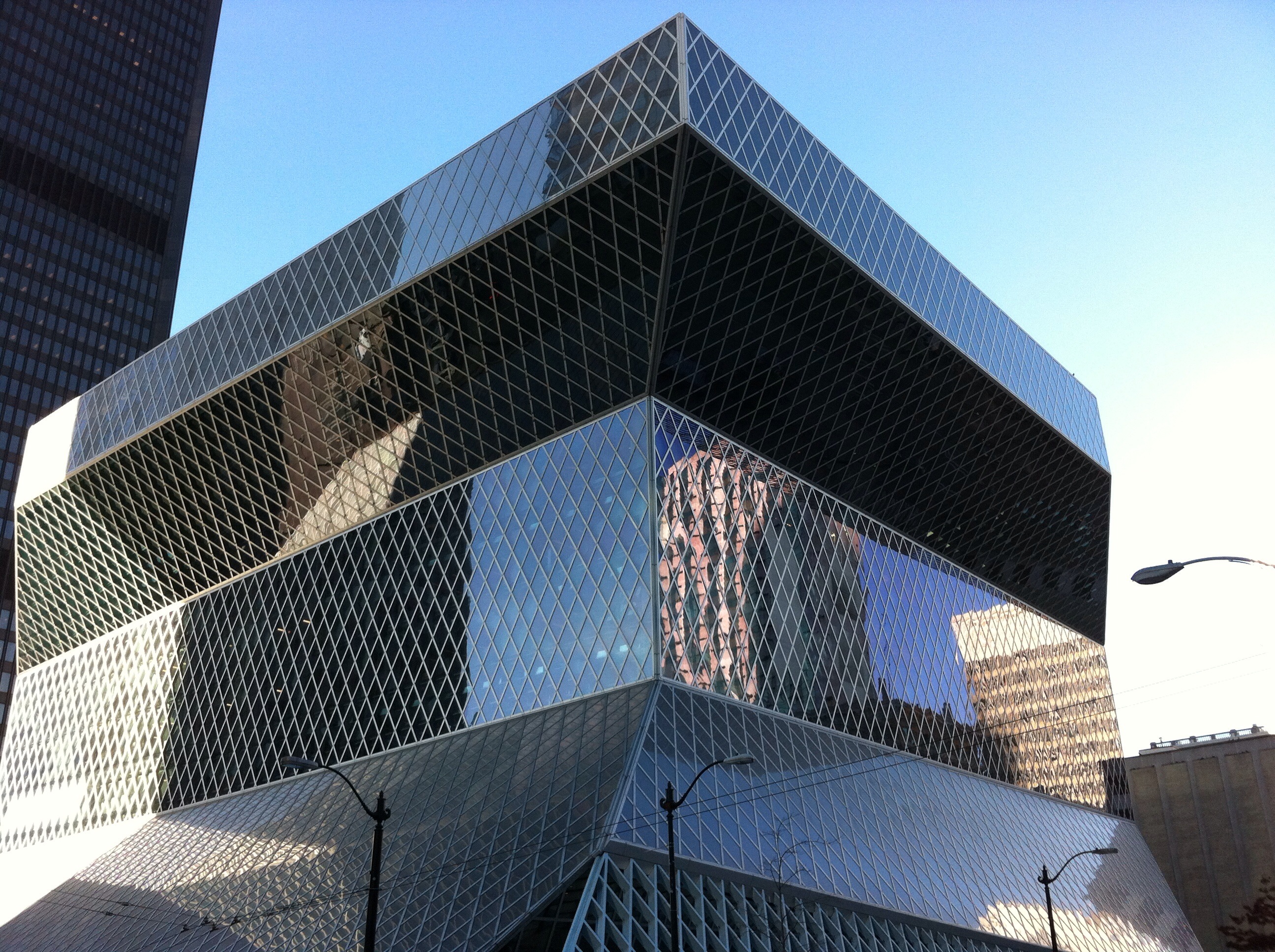 exterior of seattle public library