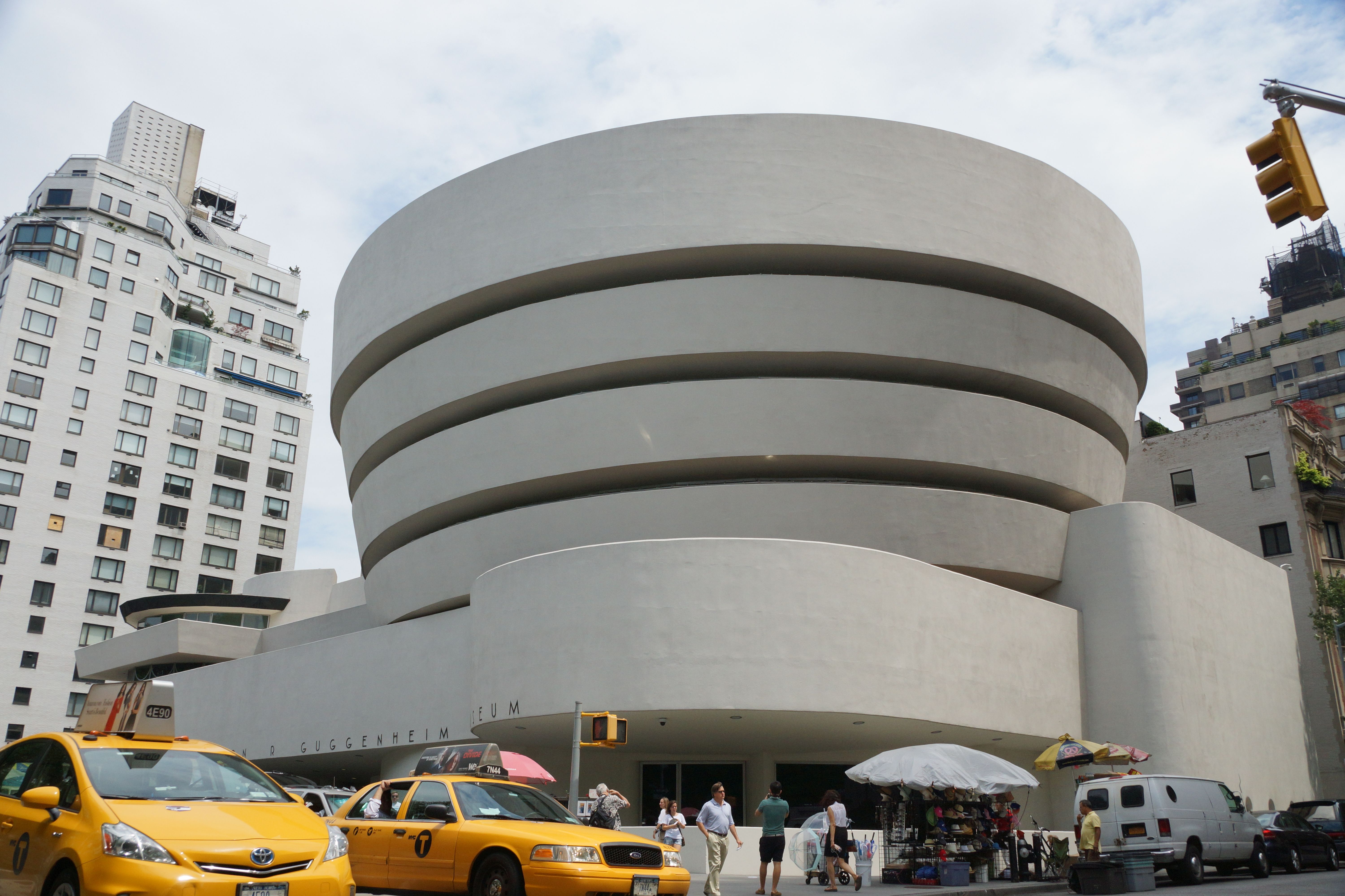 Image of Guggenheim mueseum nyc exterior.