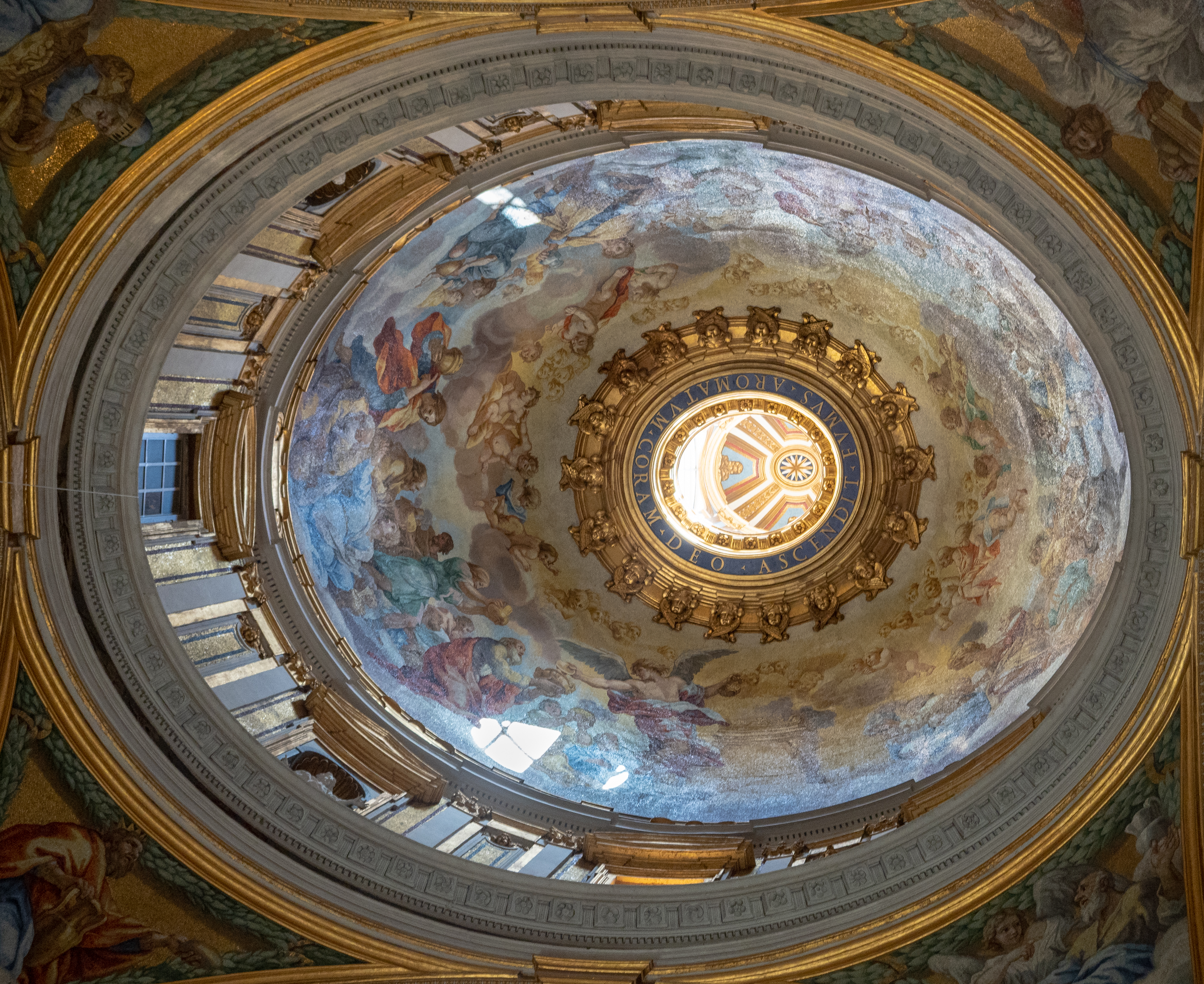 Image of Small Dome of the basilica.